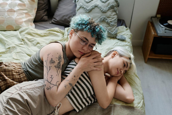 女同试管代孕生子需要考虑哪些因素?