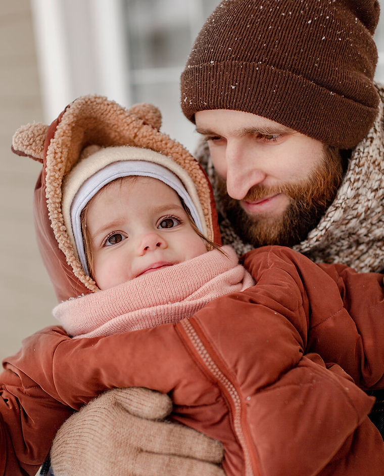 加拿大代孕指南：法律、流程、费用及亲子关系确认全解析